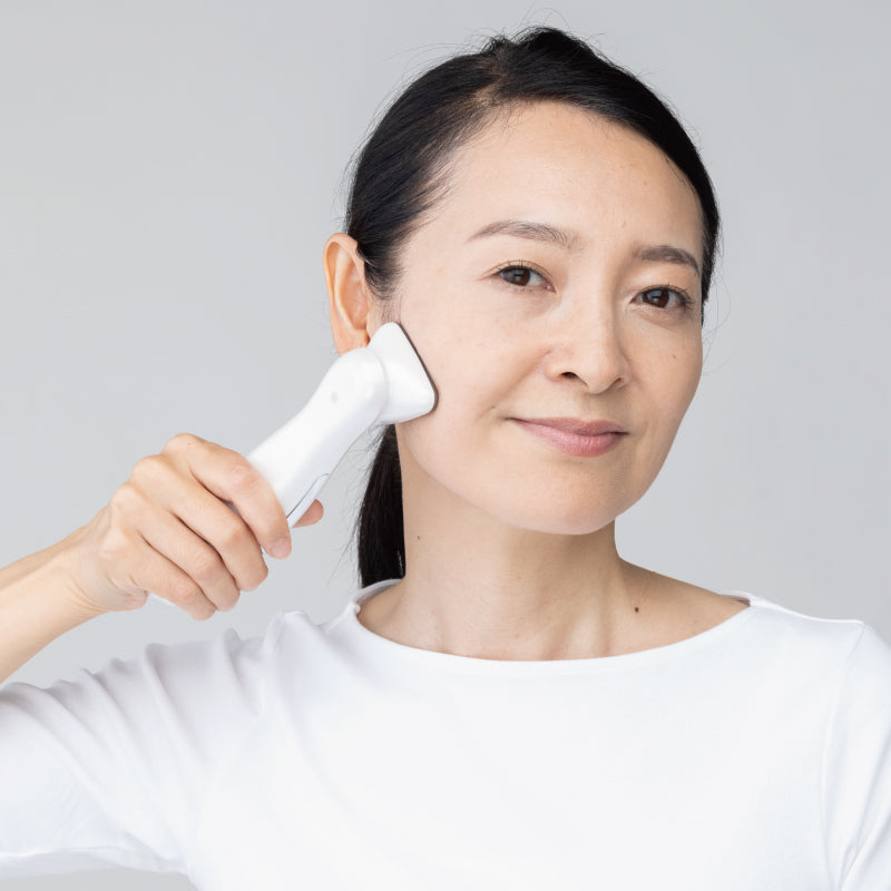 エステプロC2(多機能美顔器)